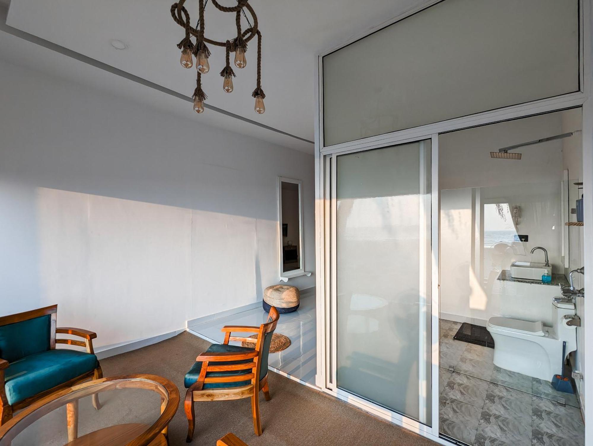 Aqua Beach Stays Ashwem Мандрем Стая снимка